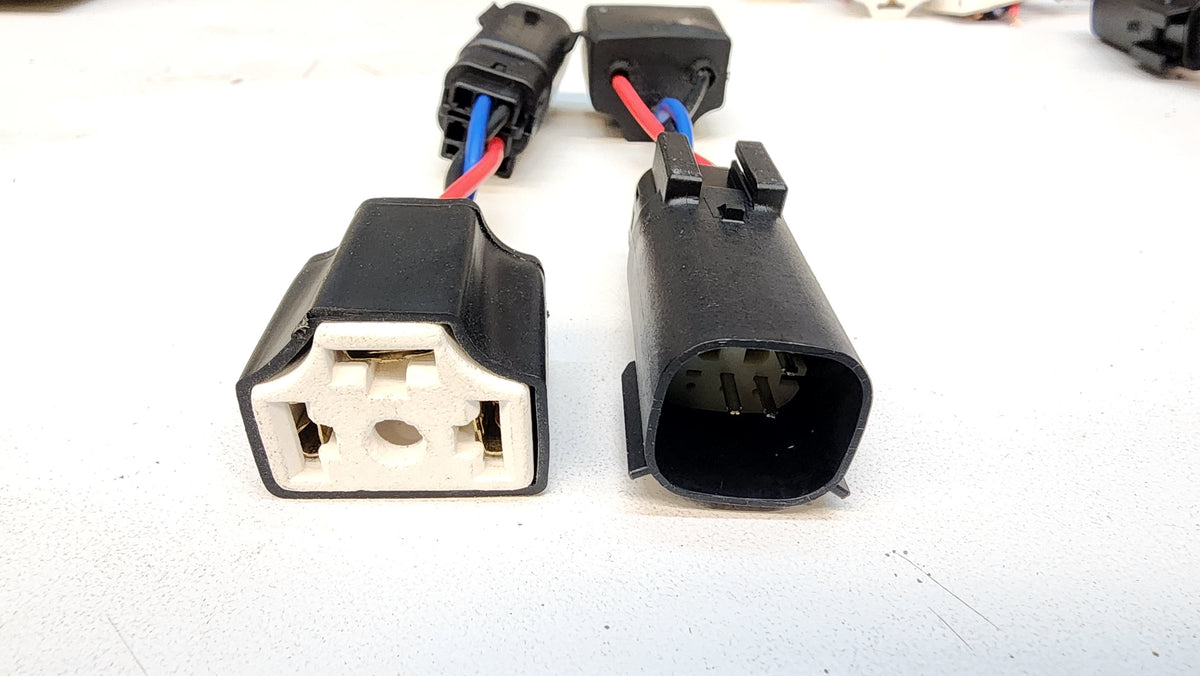 JL / JT Molex to H4 Headlight Wire Harness Connector