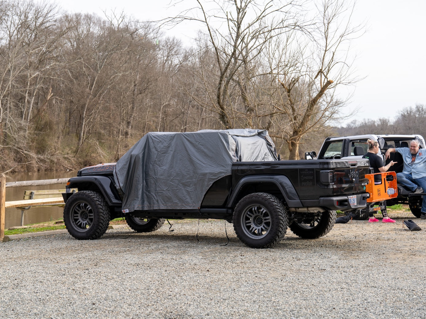 2in1 Trail Cover & Tailgate Tent - Jeep Gladiator